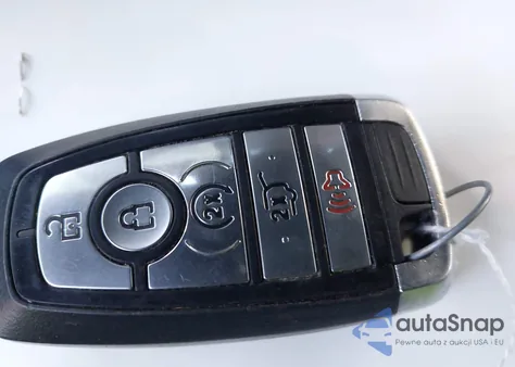 2020 Ford Escape Titanium Hybrid from USA, damaged, VIN 1FMCU9DZ3LUB12363